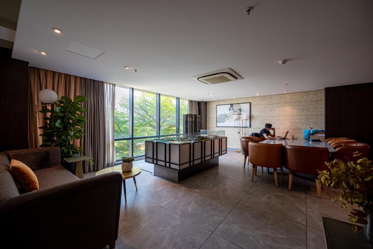 Luxury Retreat D1mension